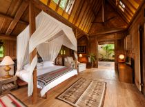 Villa Hartland Estate, Teak House Interior